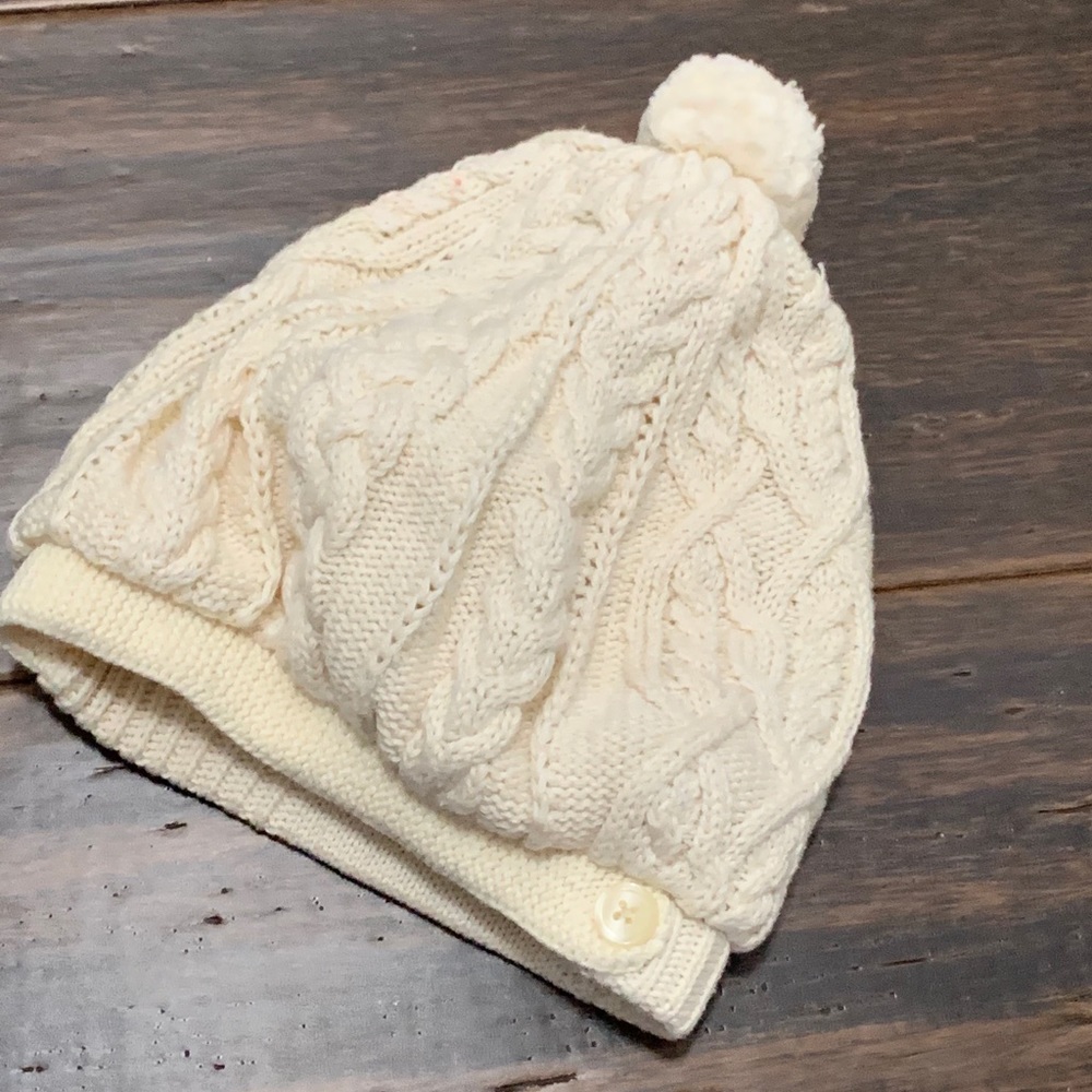 Baby gap sweater hat
